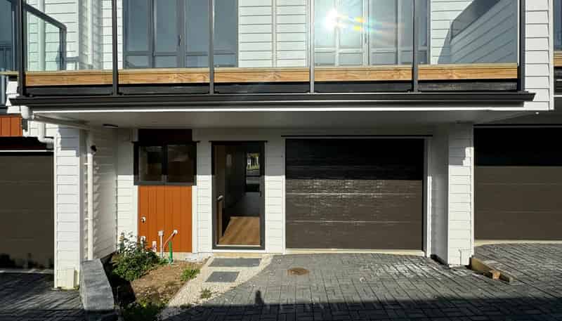4/1 Hollinbrigg Place, Manurewa