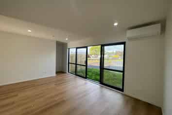 4/1 Hollinbrigg Place, Manurewa