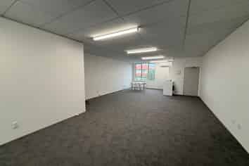 Freshly Renovated Office in High-Exposure Complex