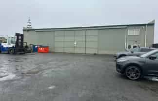 Workshop with secured yard