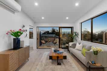 937C Whangaparaoa Road, Manly