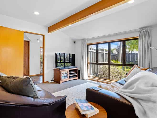 84 Palatine Terrace, Saint Martins