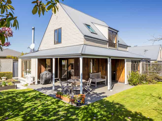 84 Palatine Terrace, Saint Martins