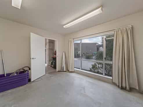 Secure Sockburn Industrial Unit