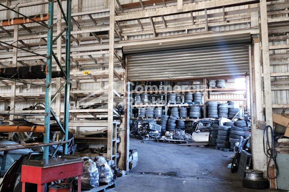 Cheap Otahuhu High Stud Warehouse + Yard - View 4