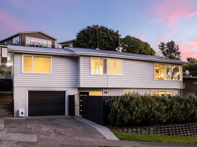 9 Brora Crescent, Papakowhai
