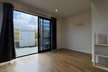 2 Freshland Drive, Flat Bush