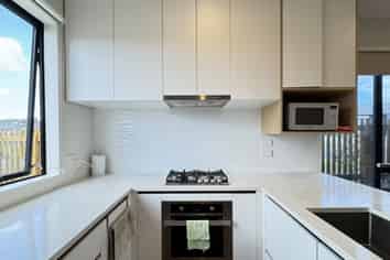 2 Freshland Drive, Flat Bush