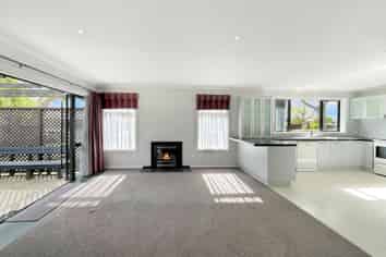 17 Burnside Cr, Burnside