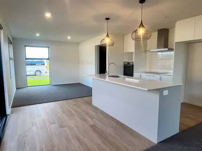7 Nirmal Way, Rolleston