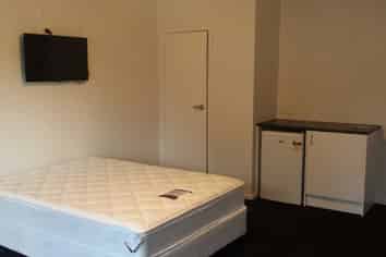 4/7 Greensboro Street, Hillcrest