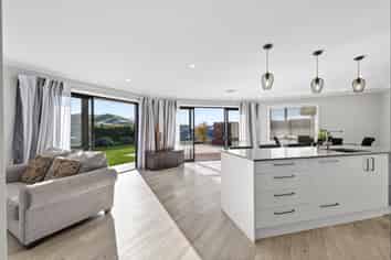 14 Huntaway Close, Stoke