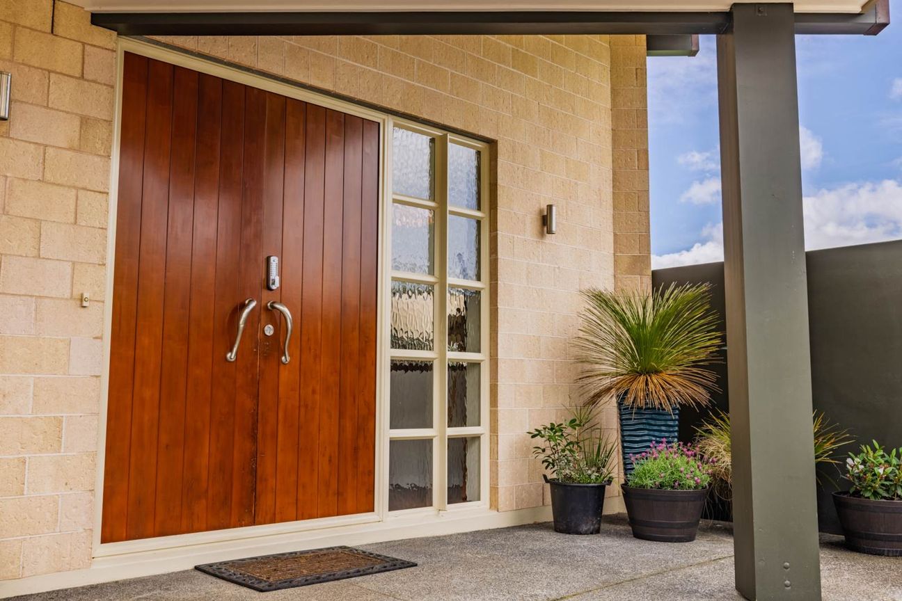 Motivated Vendors Have Moved,  Seriously Selling – pohled 6