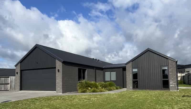 15 Ngaroma Crescent , Whitianga