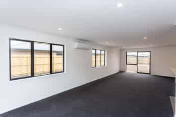 6 Cherry Tree Place , Southbridge