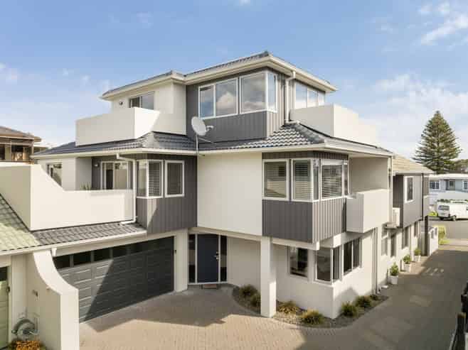7B Victoria Road, Mount Maunganui