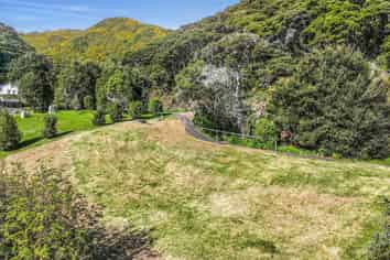 1311 Abel Tasman Drive, Takaka