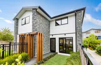 2/3 Johnston Grove, Taita