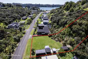 30 Pacific Bay Road, Tutukaka