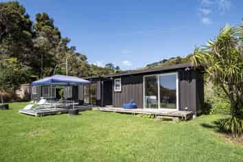 30 Pacific Bay Road, Tutukaka