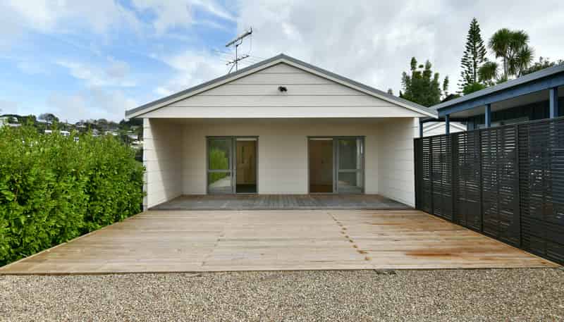 564 Whangaparaoa Road, Stanmore Bay