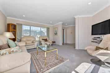 2/41 West Fairway, Golflands