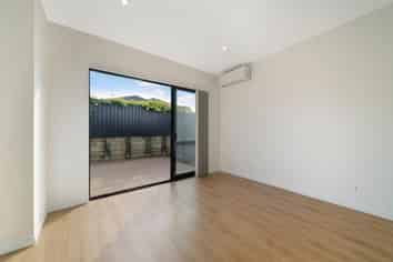 11 Paku Lane, Mount Wellington