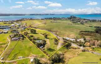 30 Goodall Road, Snells Beach