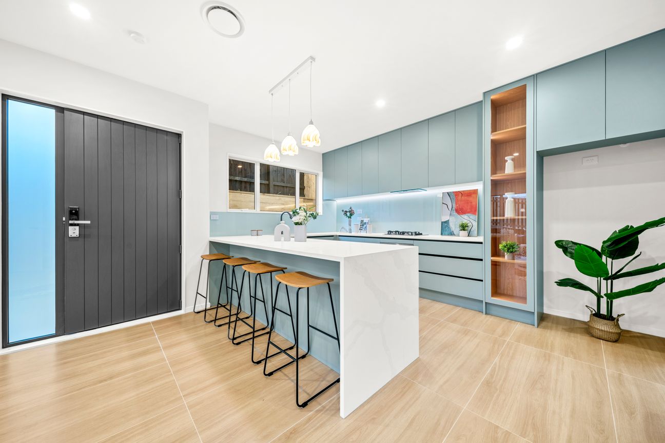 Stunning Standalone In The Heart of Albany - Więcej