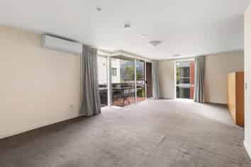11/14 Cashel Street, Christchurch Central
