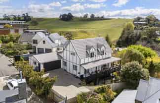 18 Sandon Road, Feilding