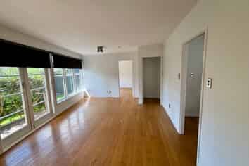 1/104 Exmouth Road, Northcote