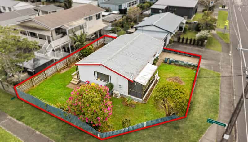 2A Nukumea Common, Orewa