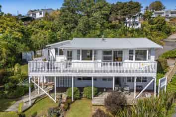 47 Duncansby Road, Stanmore Bay