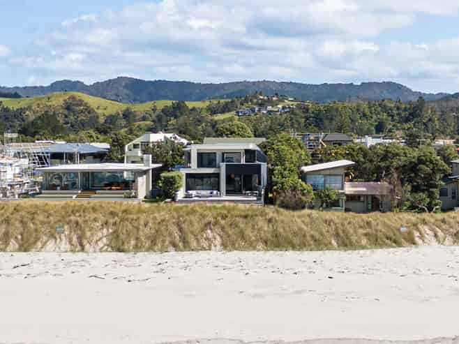 112 Pohutukawa Crescent, Whangamata