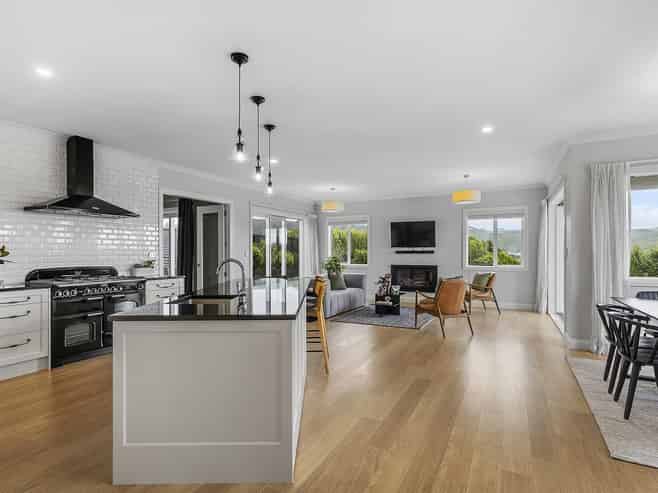 40 John Burke Drive, Aotea