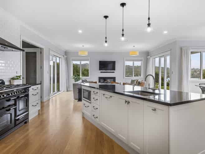 40 John Burke Drive, Aotea