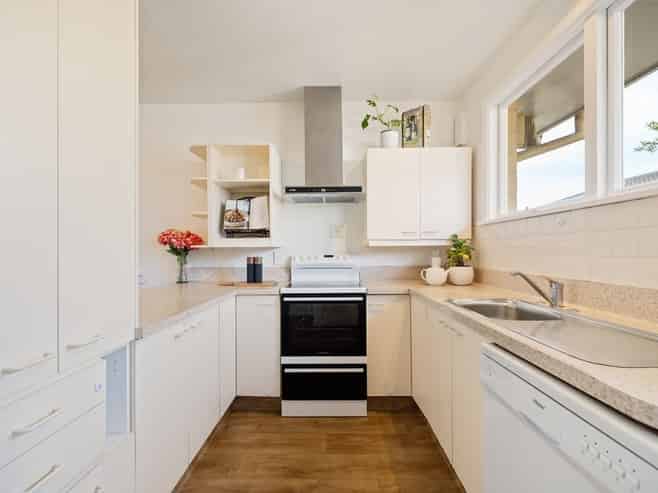 2/4 Apollo Place, Papanui