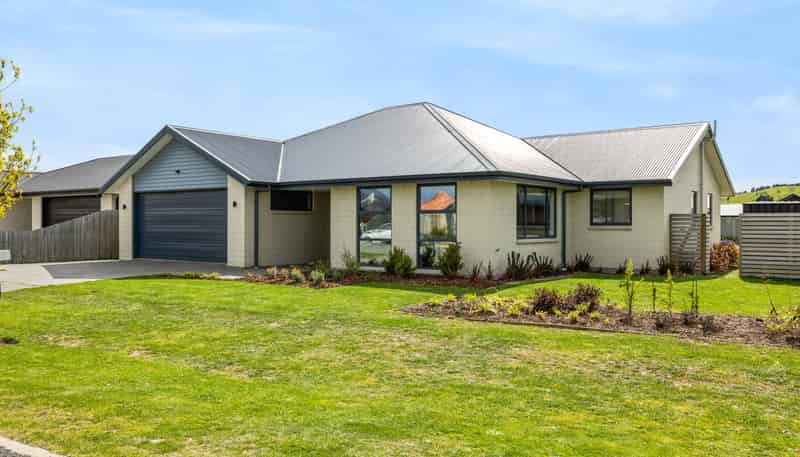 15 Johnson Avenue, Amberley