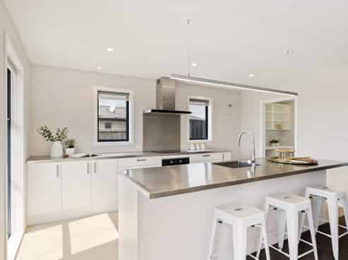 15 Johnson Avenue, Amberley