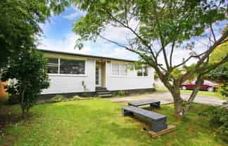 32 Antrim Crescent, Otara