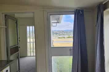 3/27 Tirangi Road, Rongotai
