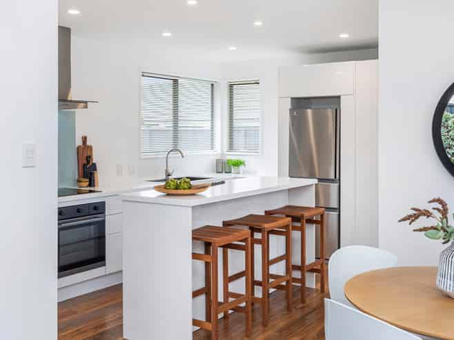 2/73 Winchester Street, Merivale