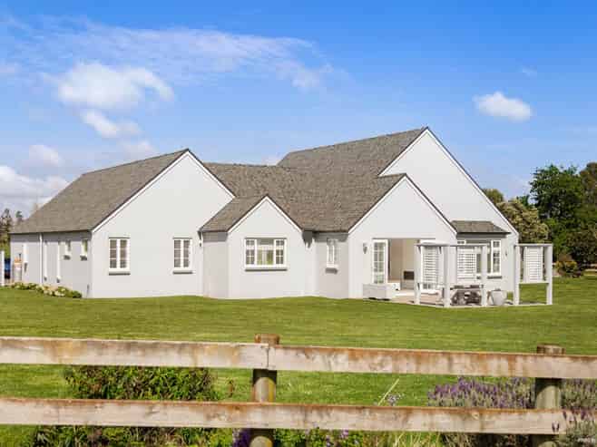 33  William Potter Lane, Karaka