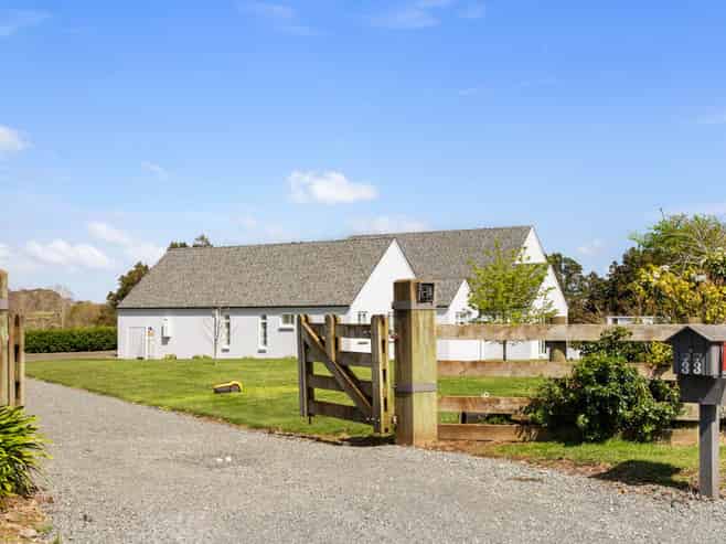 33  William Potter Lane, Karaka