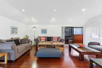 1/325 Mount Albert Road, Mount Roskill