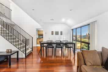 1/325 Mount Albert Road, Mount Roskill