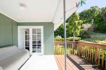 9A Jubilee Road, Wainui
