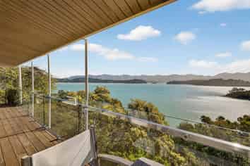 348 Marine Drive, Charteris Bay