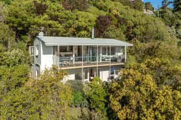 348 Marine Drive, Charteris Bay